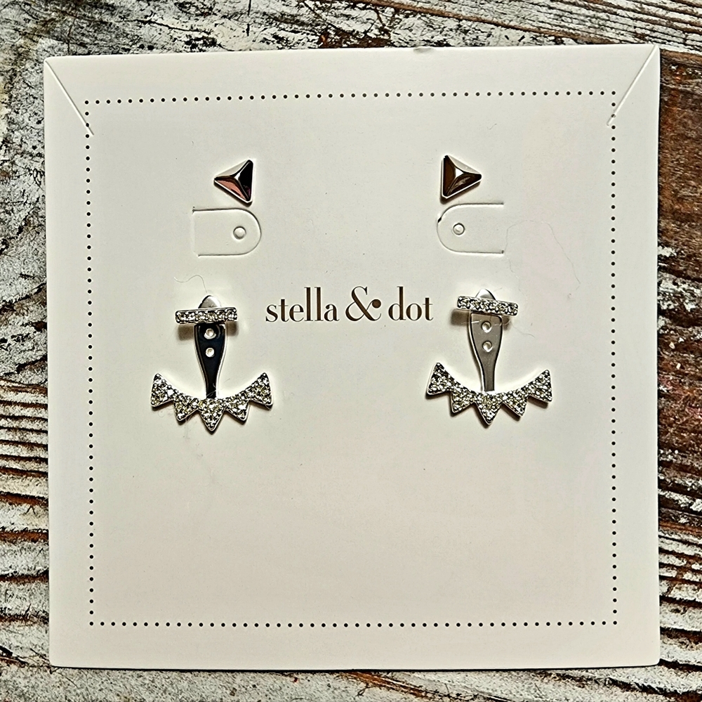 STELLA AND DOT Pave Triangle Ear Jacket